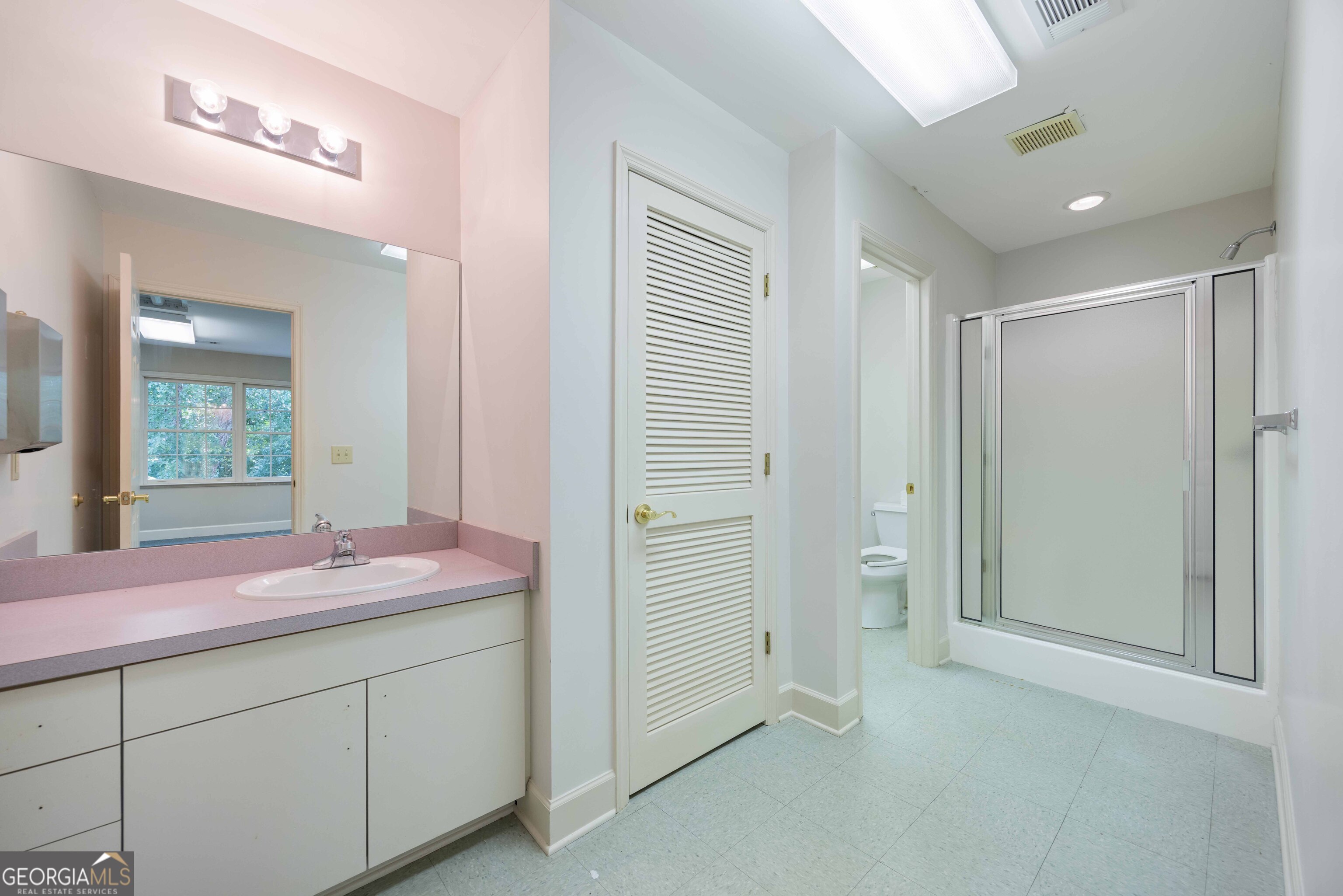 6410 W Hamilton Park Drive Property Photo 8