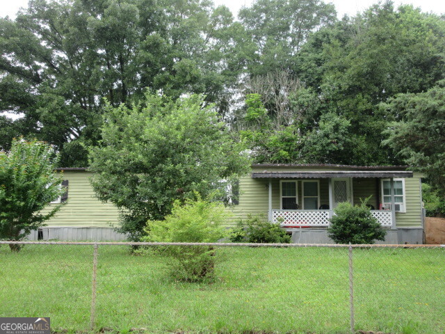 4 Skyland Drive W Property Photo 1