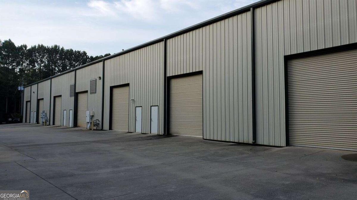 417 Dividend Drive Unit D Property Photo 4