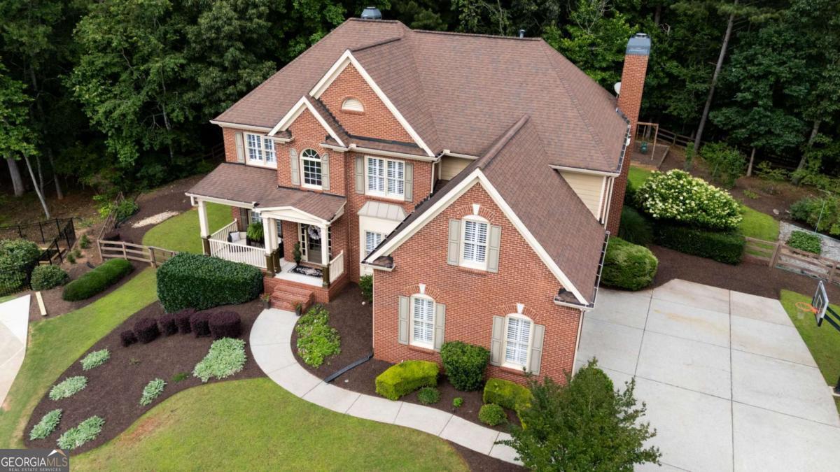 200 Long Needle Court Property Photo 1