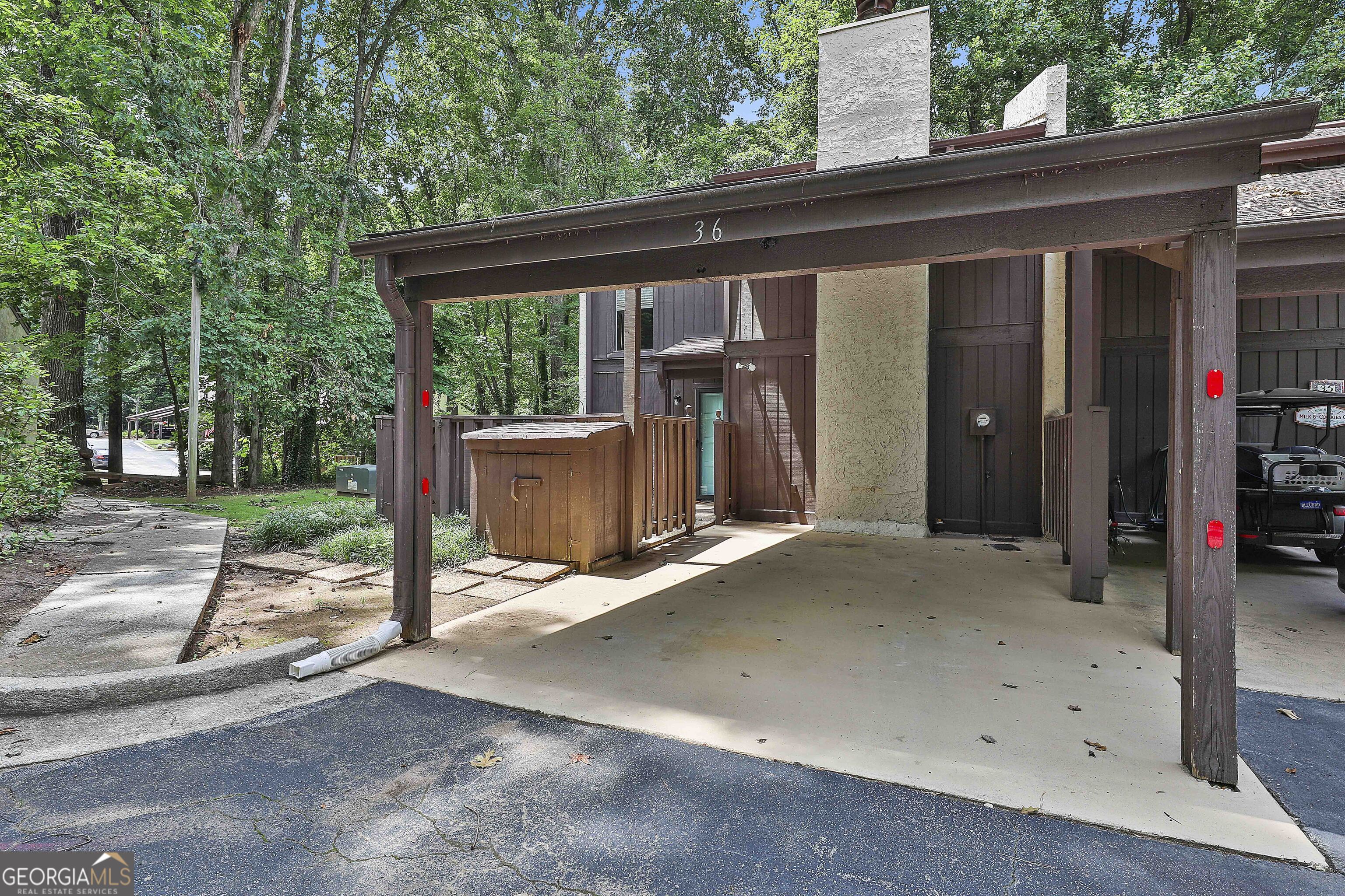 36 Cobblestone Creek Property Photo 1