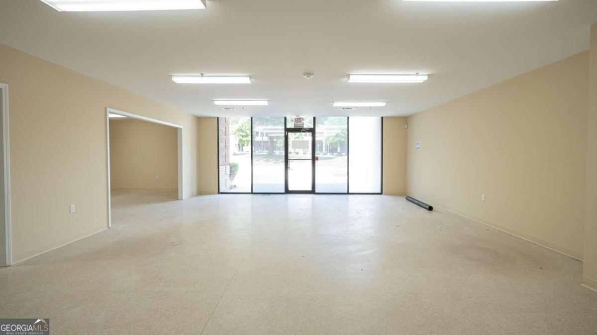 4388 Sudderth Road Property Photo 11