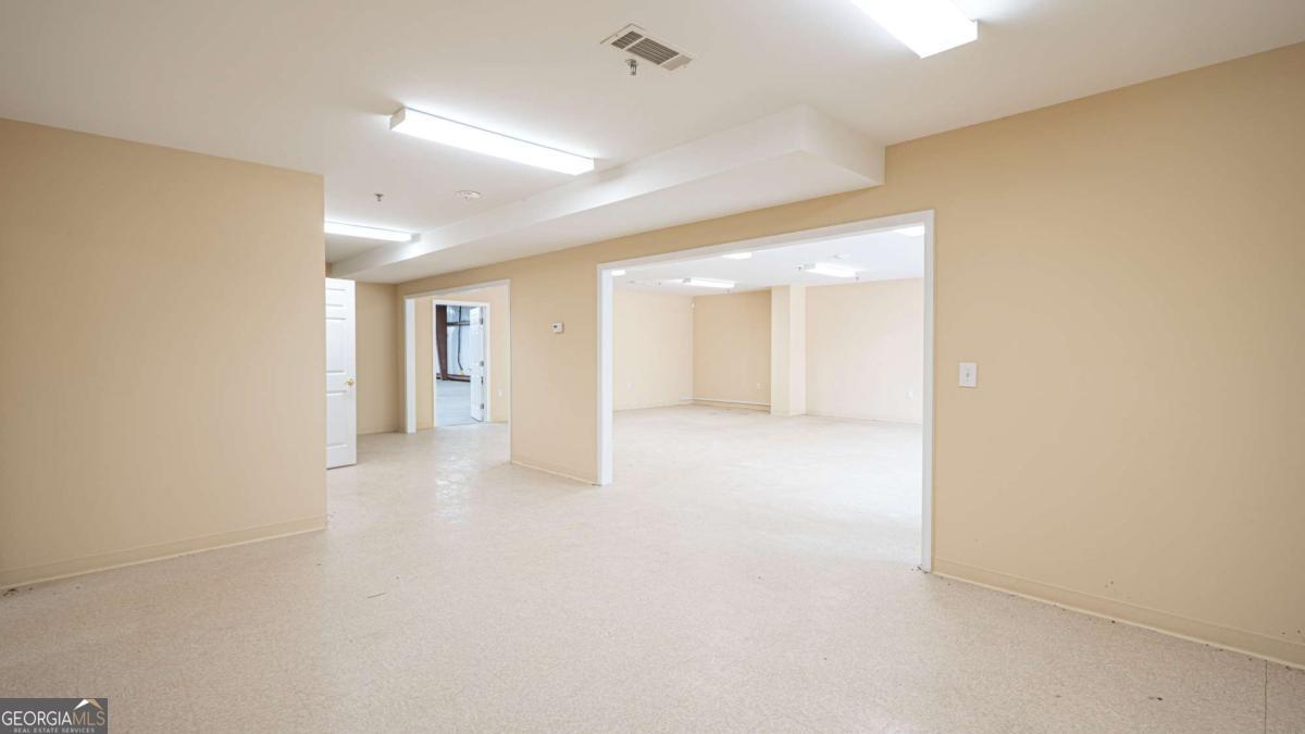 4388 Sudderth Road Property Photo 15