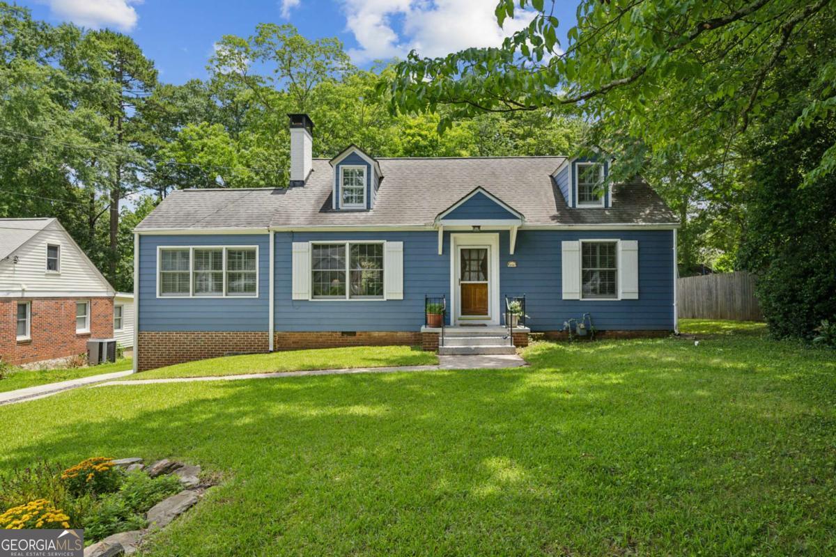 1046 S Mcdonough Street Property Photo 1