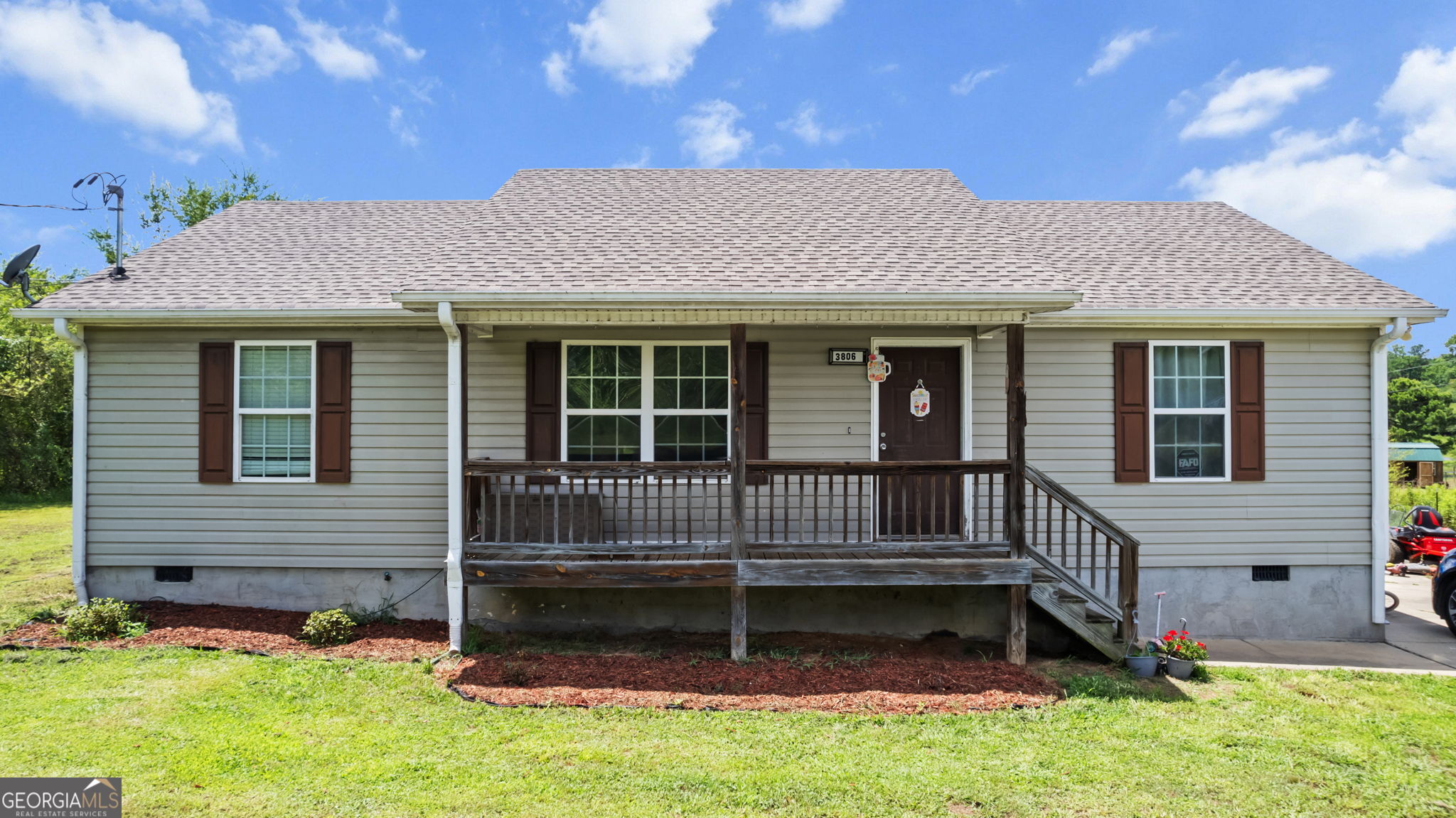 3806 Johnson Lake Road Property Photo 1