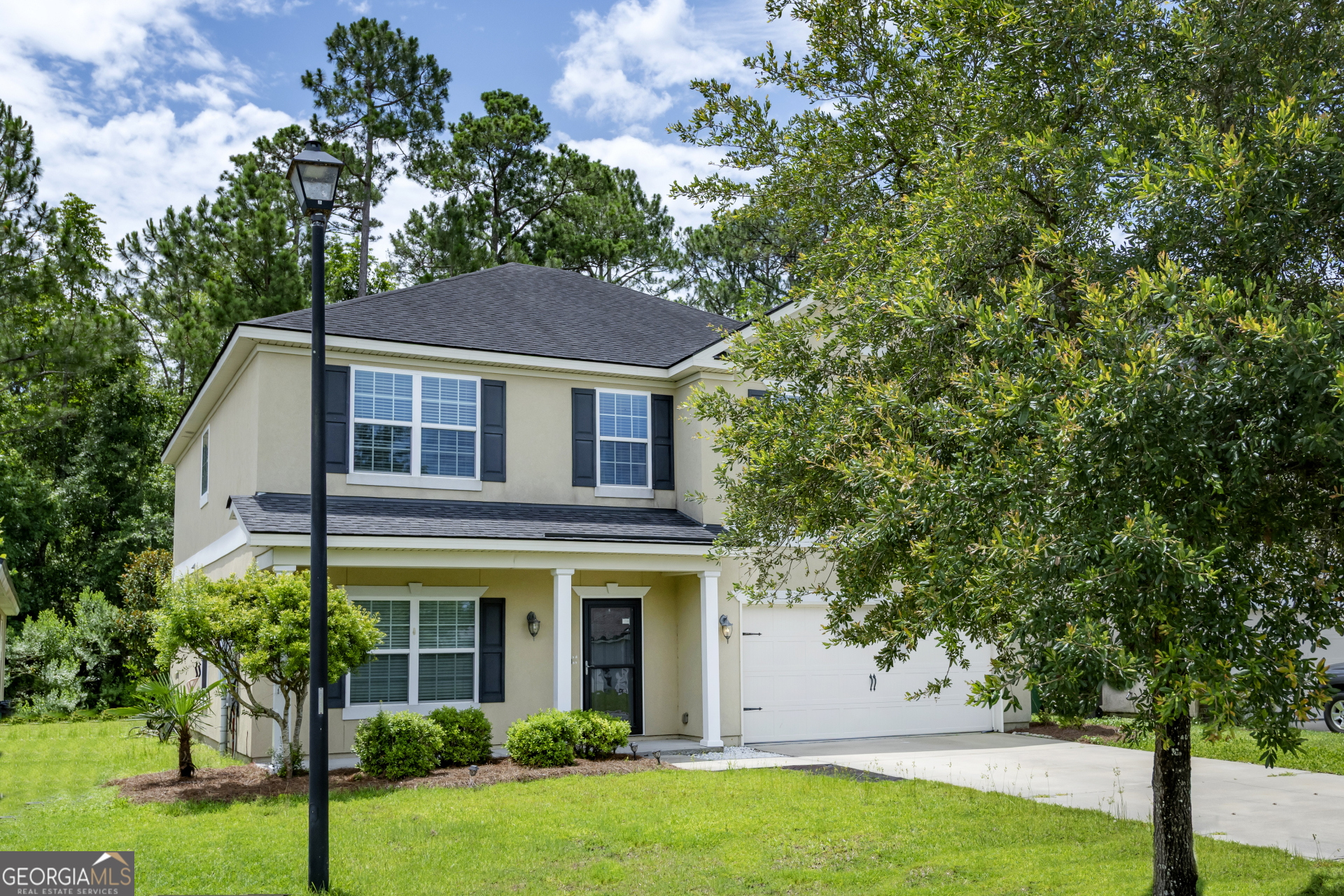 122 Brooklet Circle Property Photo 3
