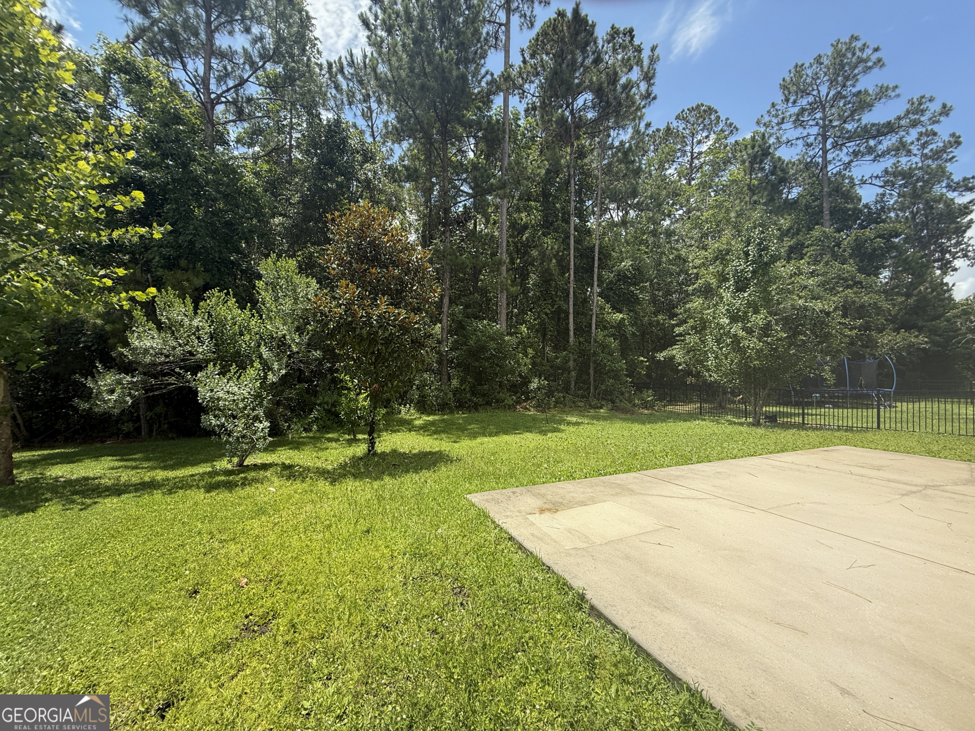 122 Brooklet Circle Property Photo 5