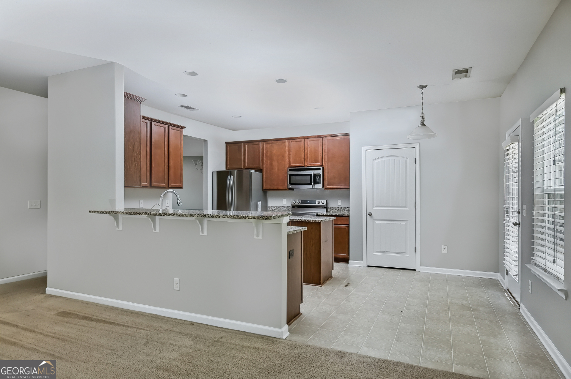 122 Brooklet Circle Property Photo 11