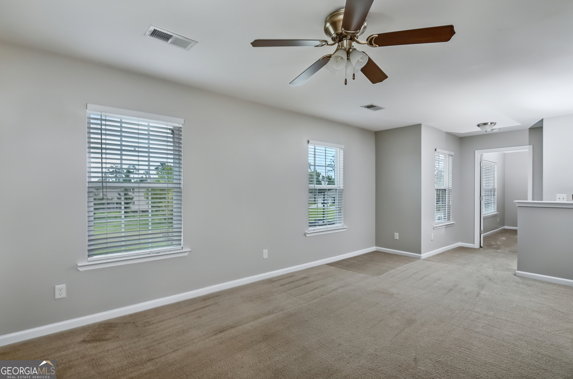 122 Brooklet Circle Property Photo 23