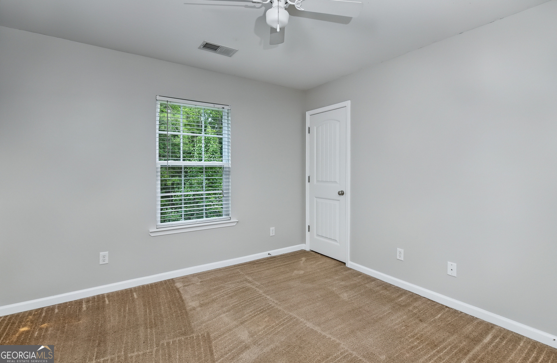 122 Brooklet Circle Property Photo 26
