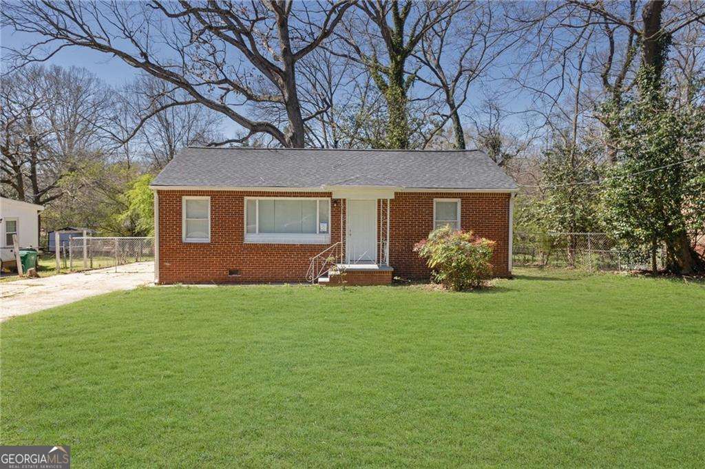 1883 Clarke Lane Property Photo 1