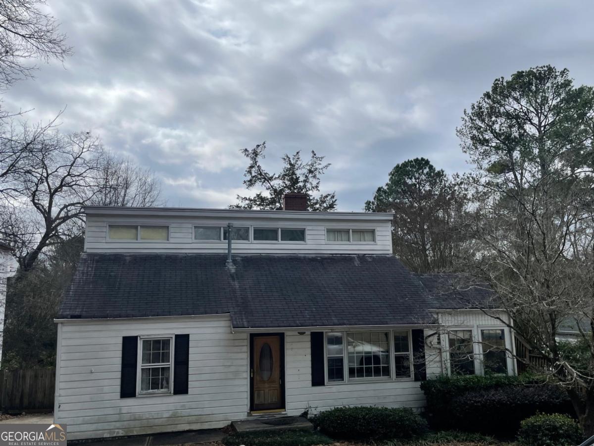 1867 Dresden Drive Property Photo 1