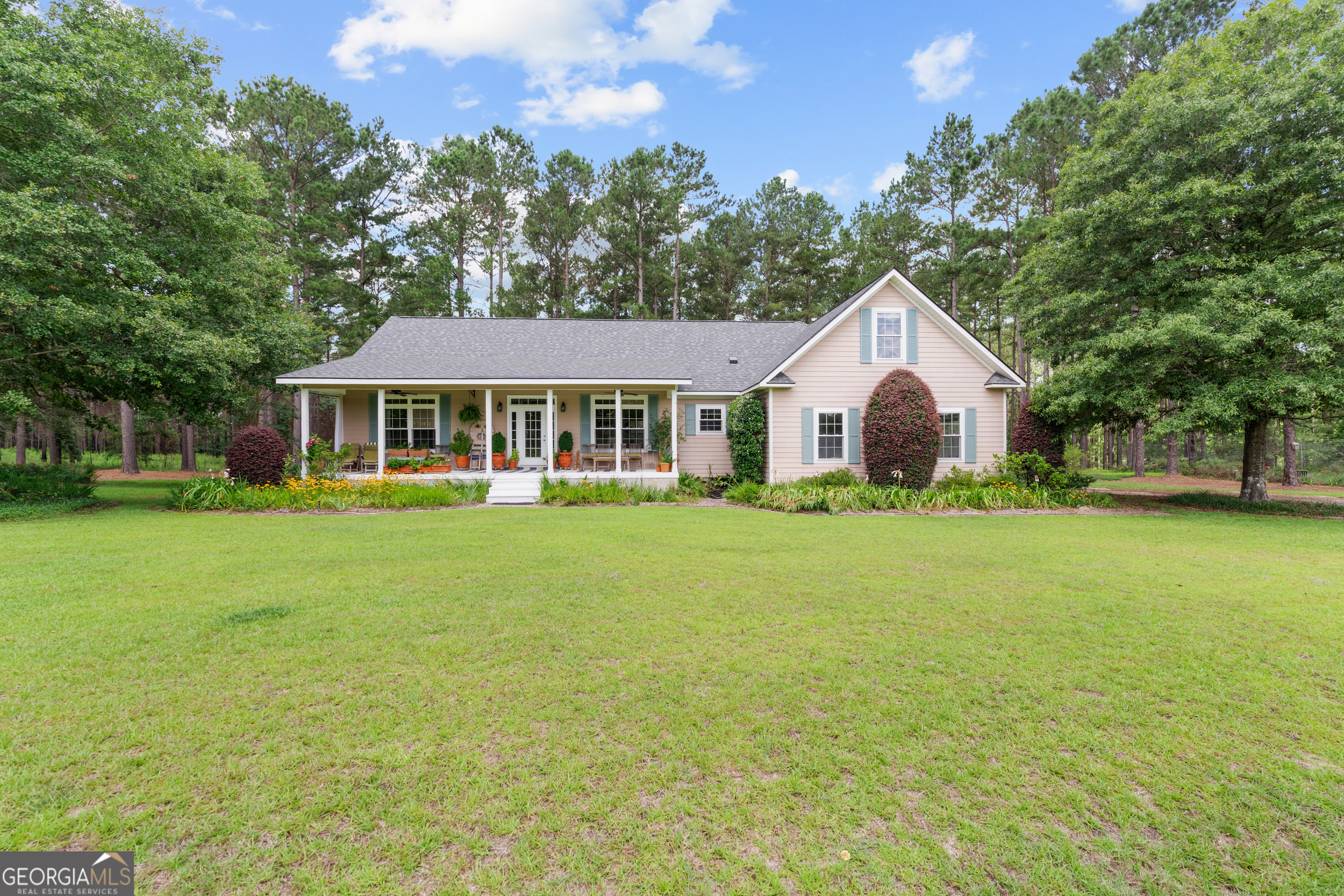 2441 Bovine Road Property Photo 1