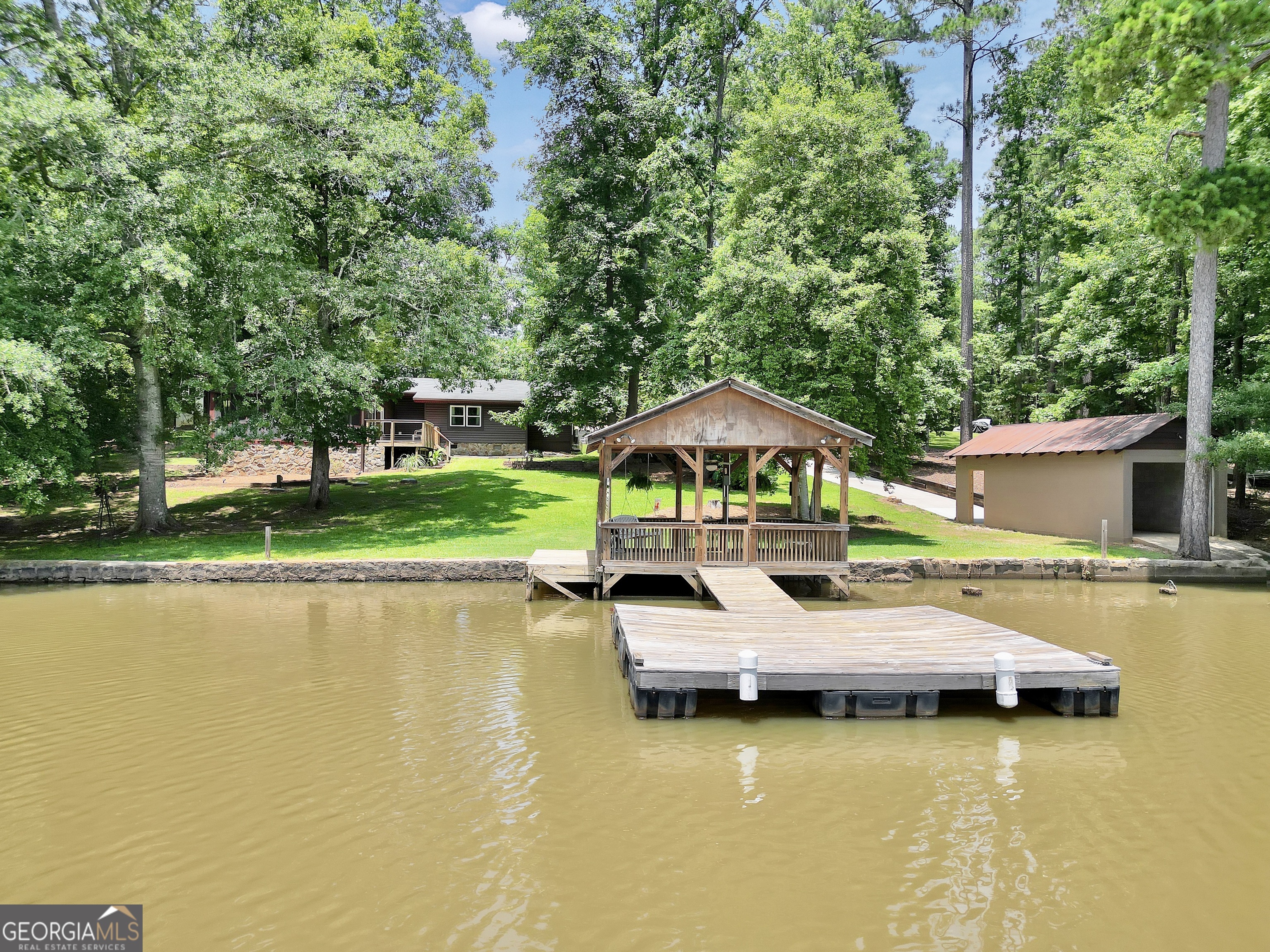 162 Collins Road Property Photo 1