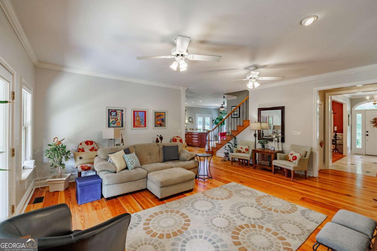 706 Sam Bruce Road Property Photo 17