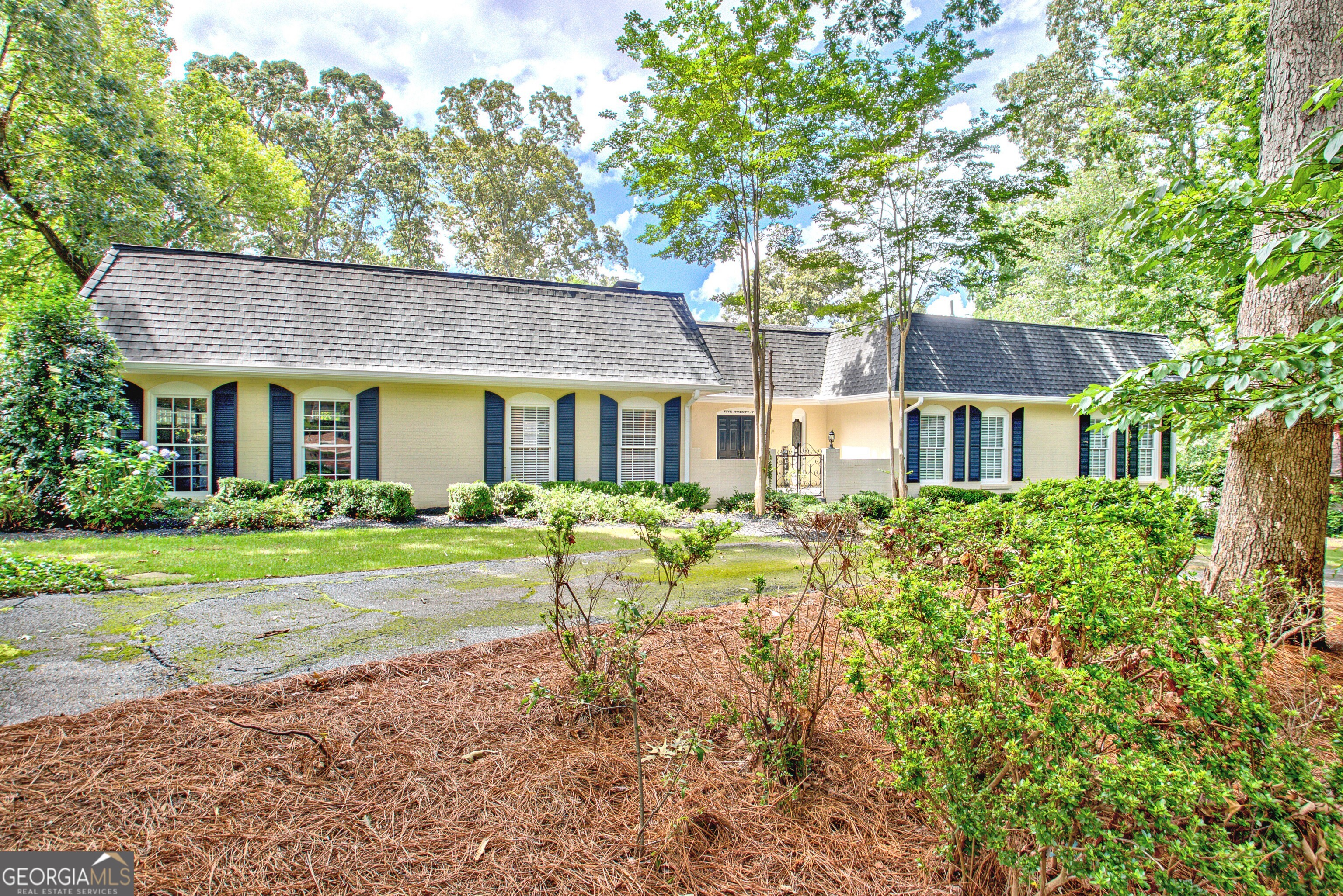 522 Golfview Property Photo 1
