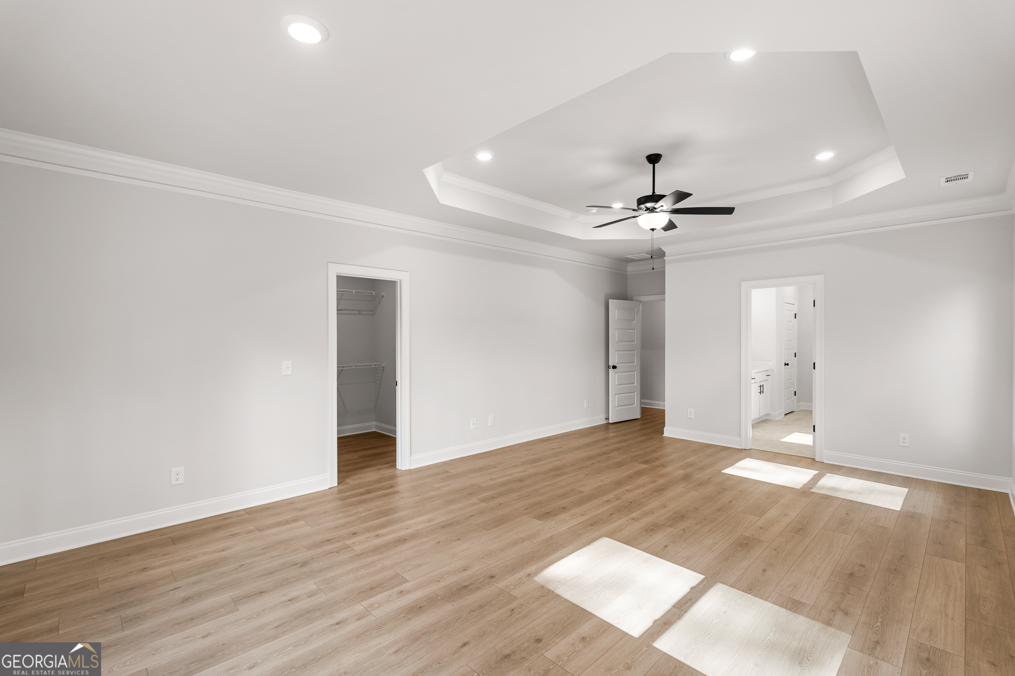 1038 Red Oak Lane Property Photo 17