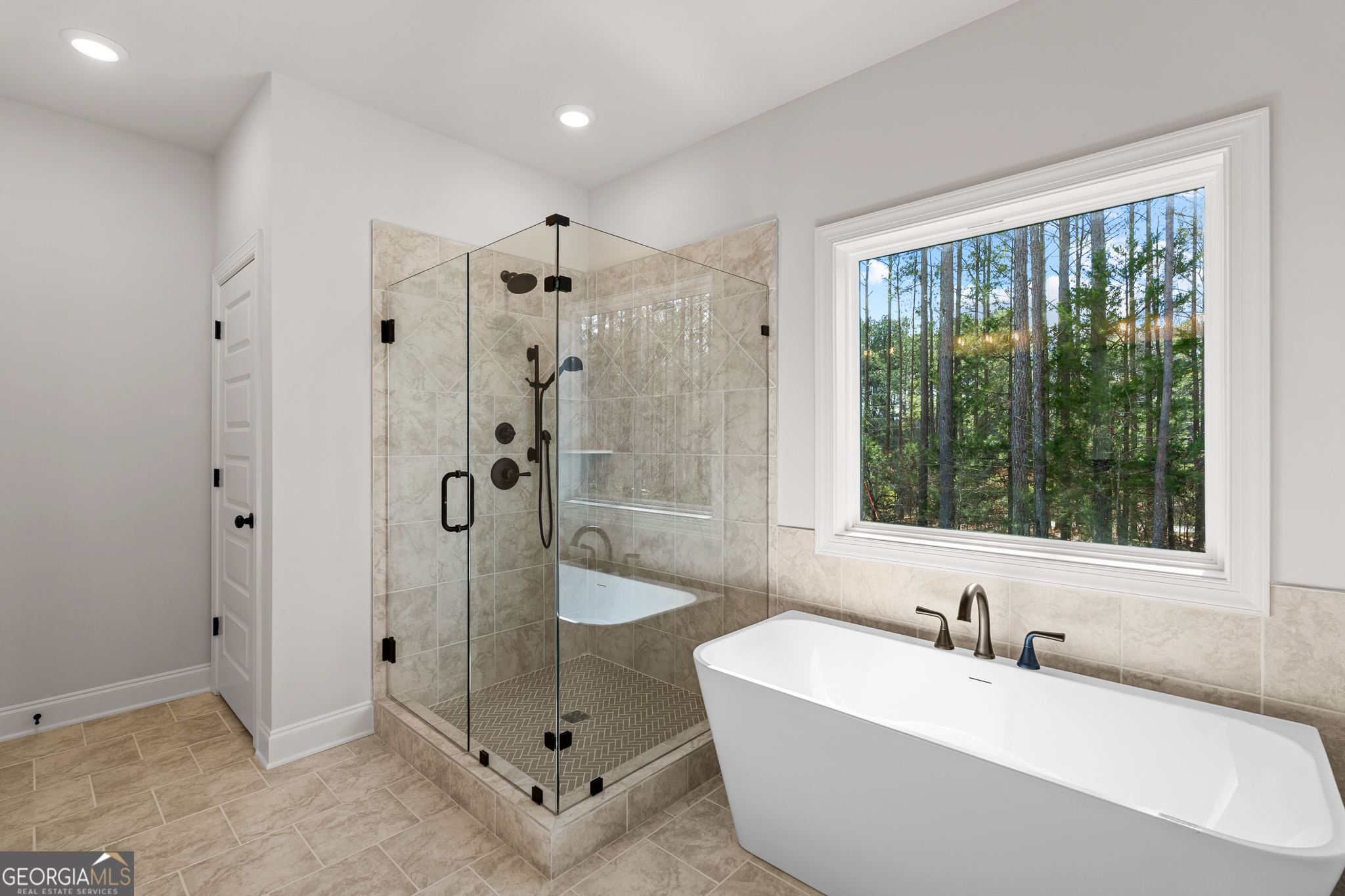 1038 Red Oak Lane Property Photo 19