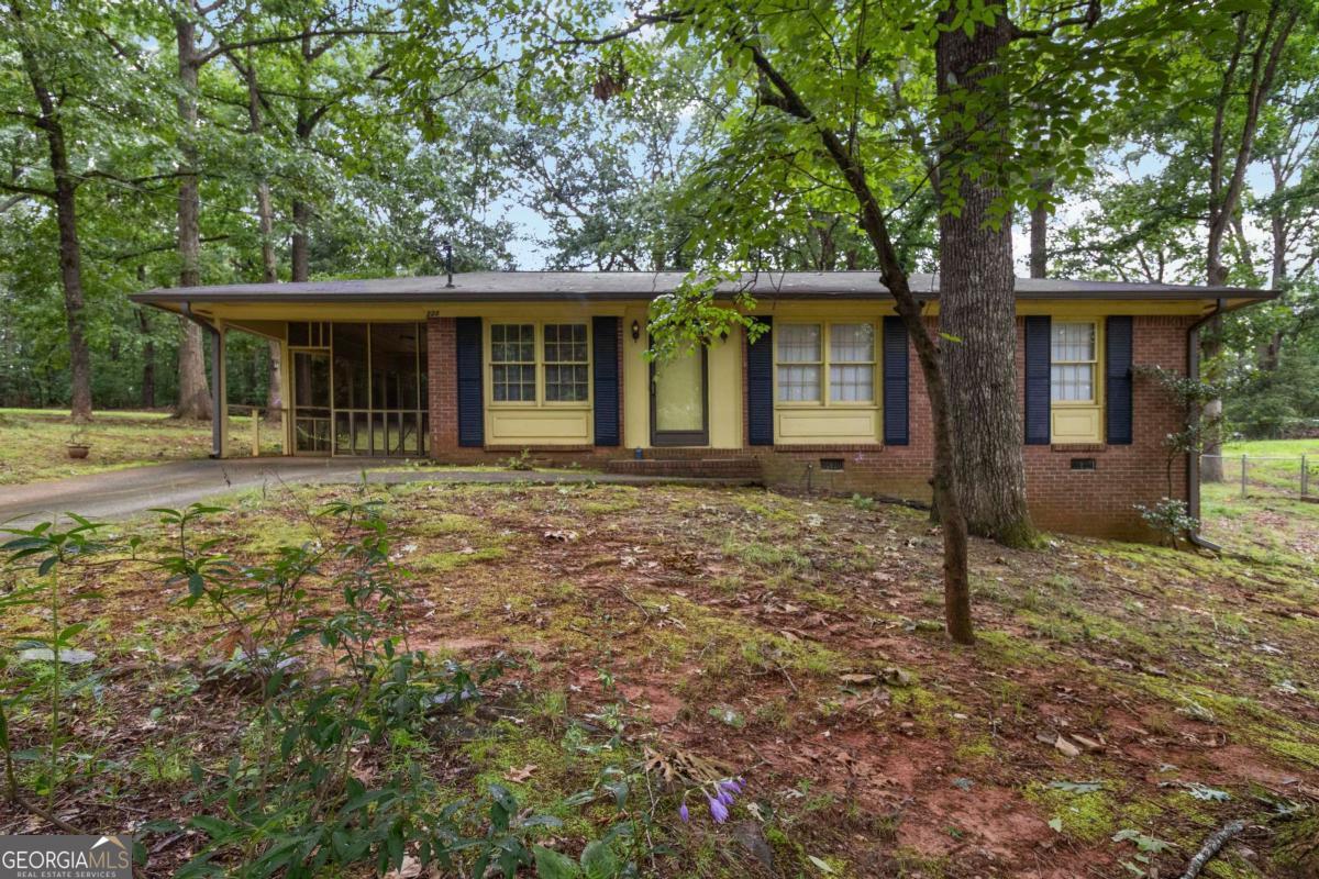 223 Dogwood Lane Property Photo 1