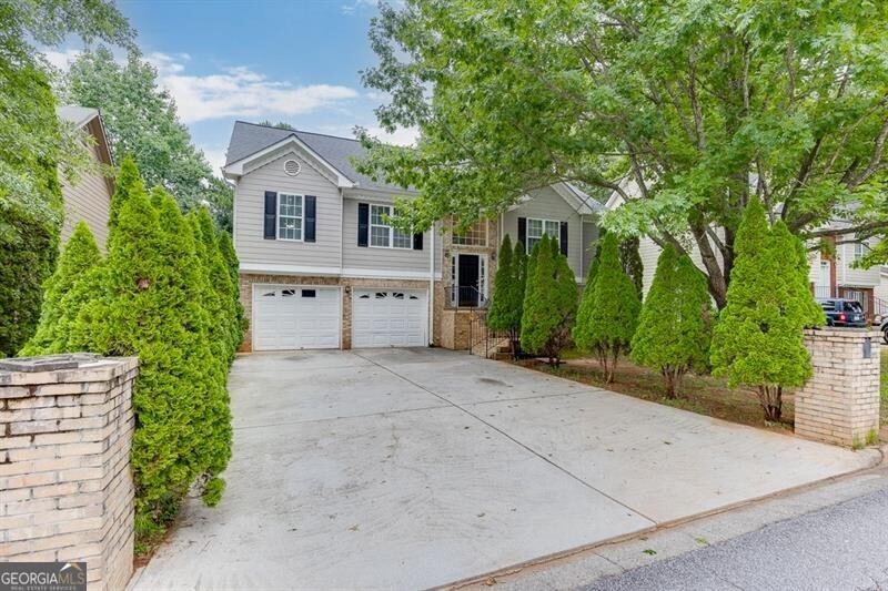 571 Oak Vista Court Property Photo 1