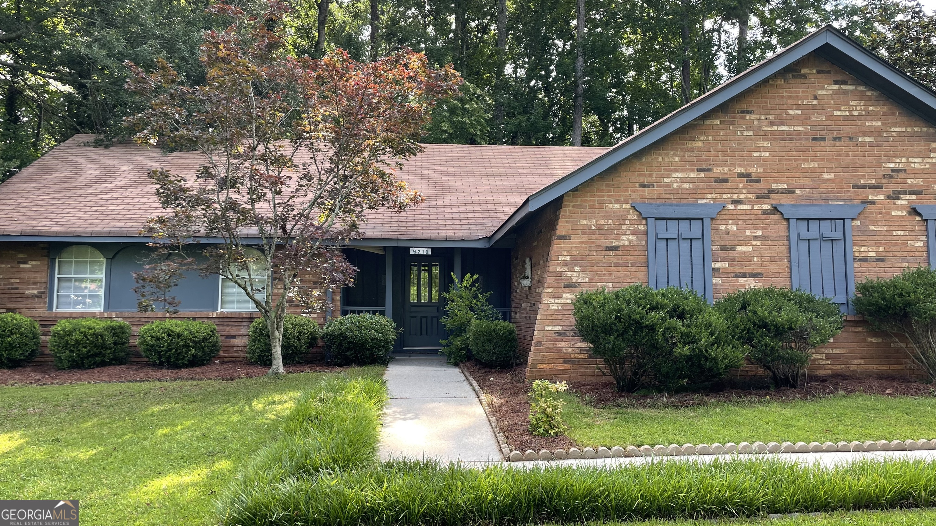 4710 Cedar Brook Drive Se Property Photo 2