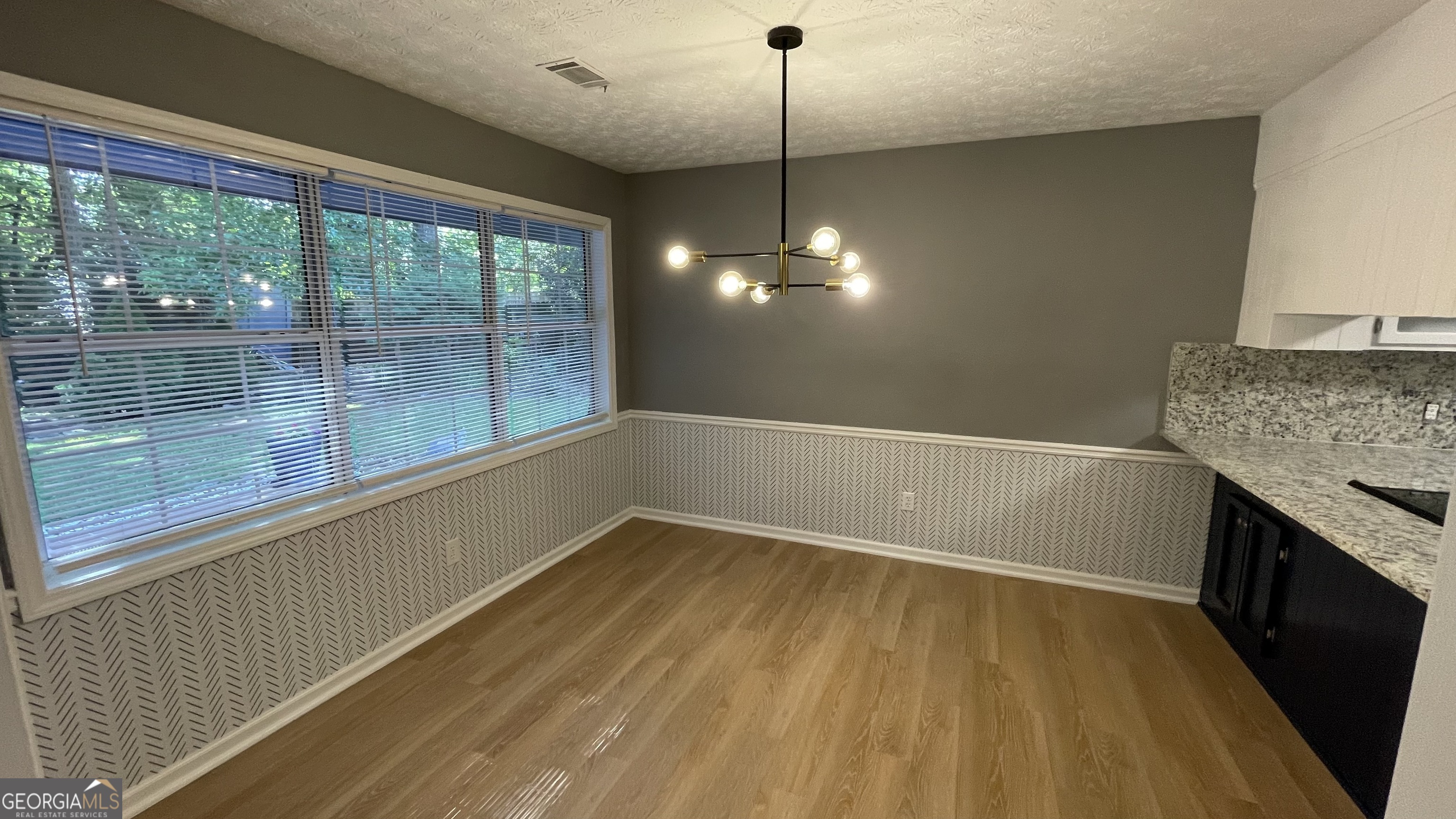 4710 Cedar Brook Drive Se Property Photo 7