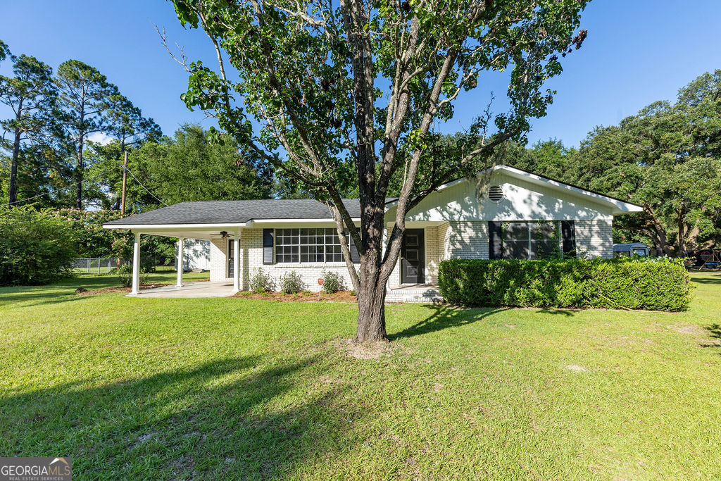 84 Poplar Street Property Photo 1