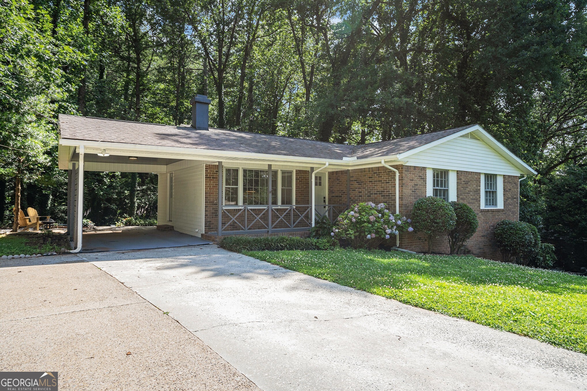 3390 Kenland Road Se Property Photo 1