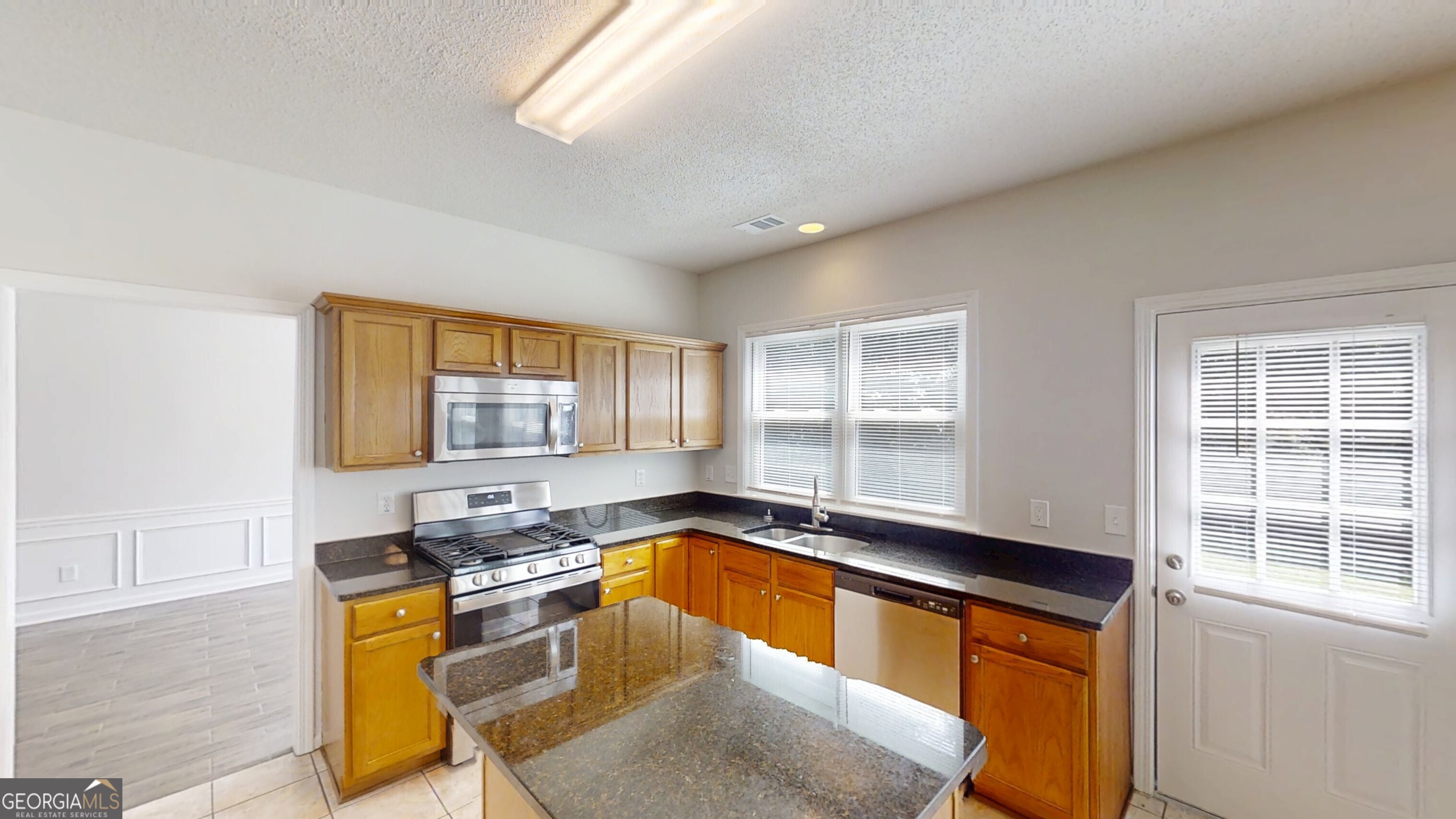 3001 Donamire Avenue Nw Property Photo 10