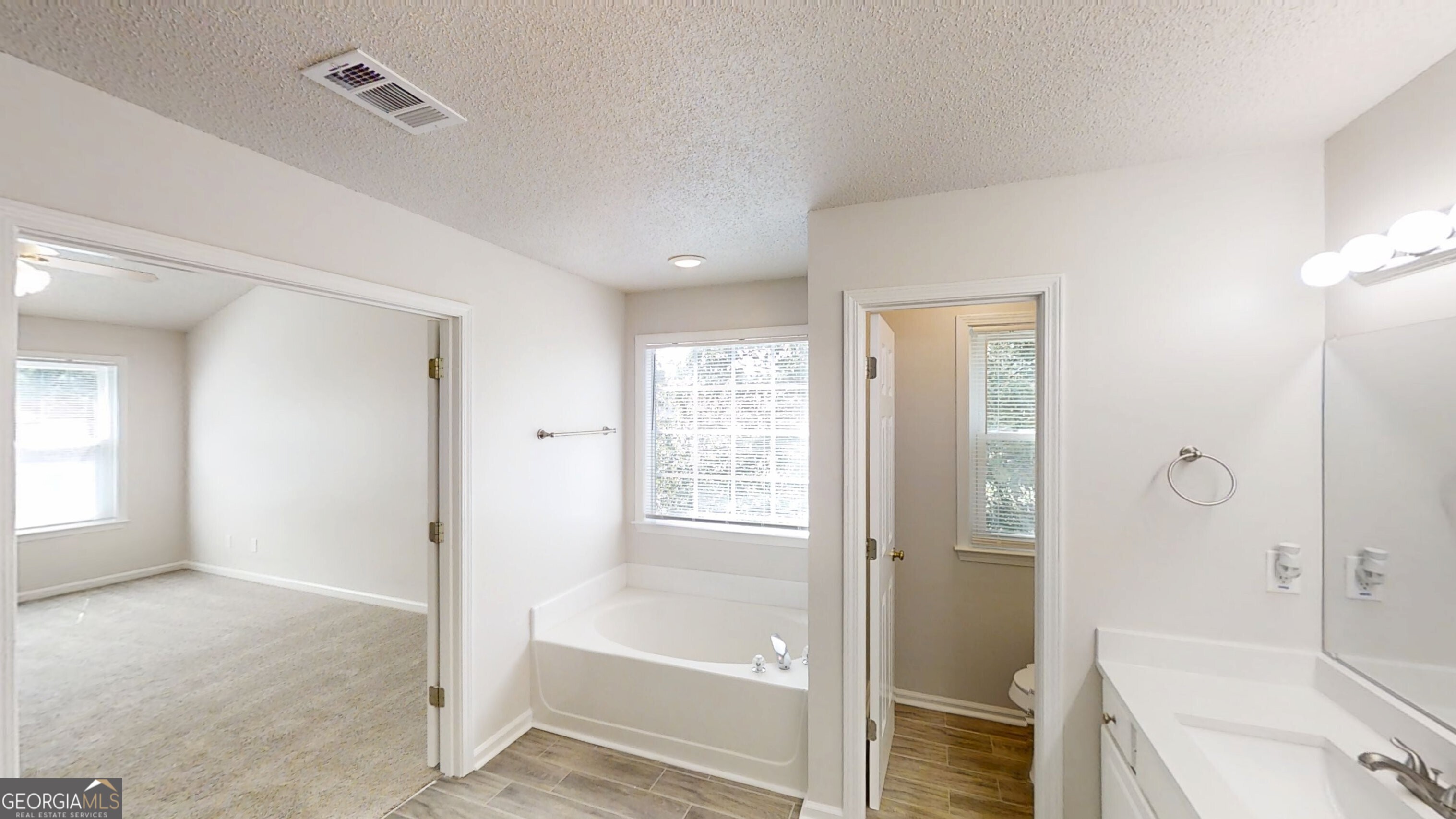3001 Donamire Avenue Nw Property Photo 29