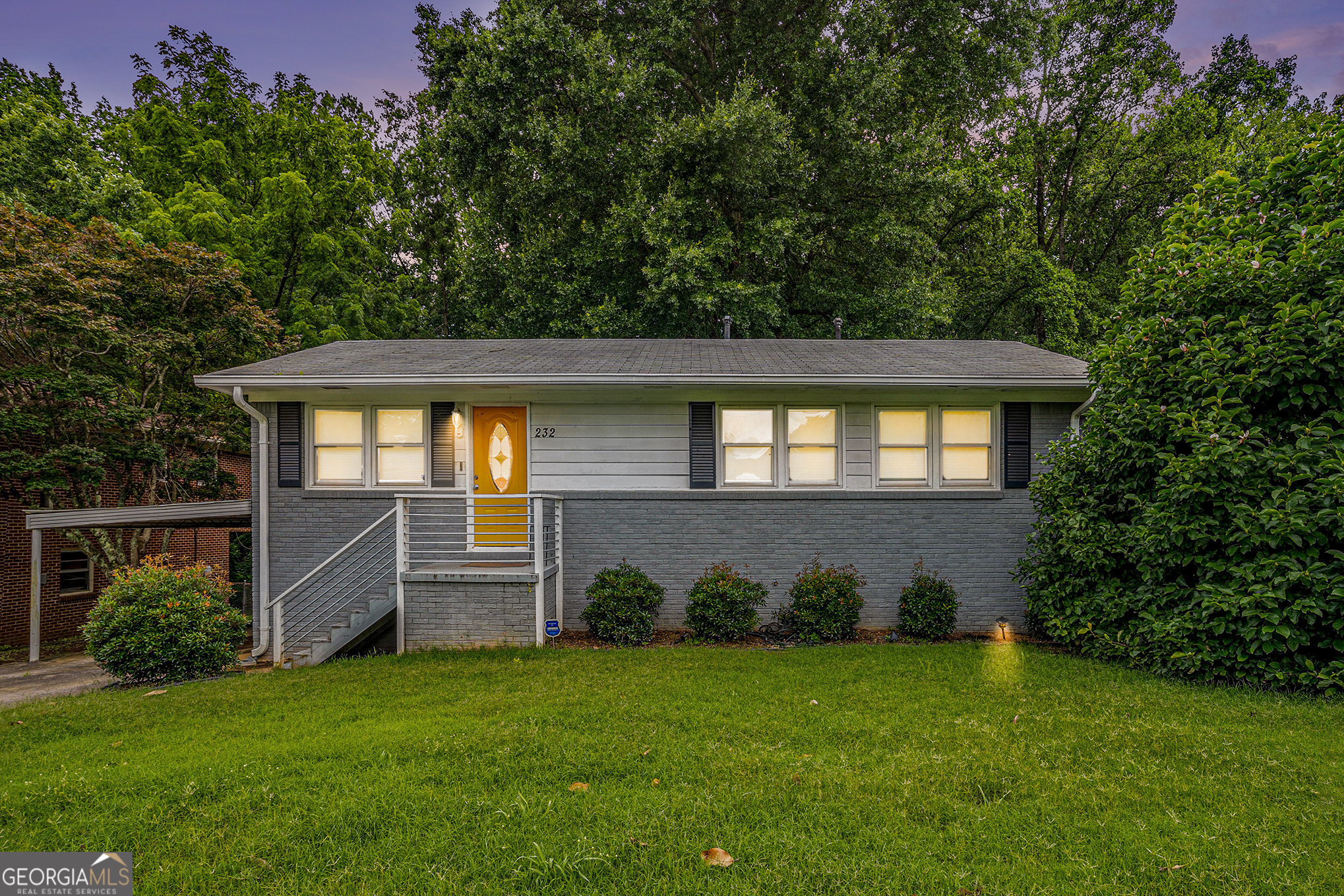 232 Whitworth Drive Sw Property Photo 1