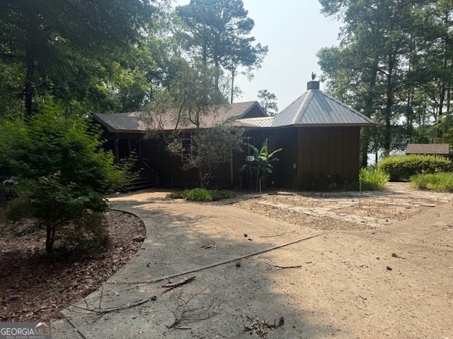 77 Dobbins Lane Property Photo 1