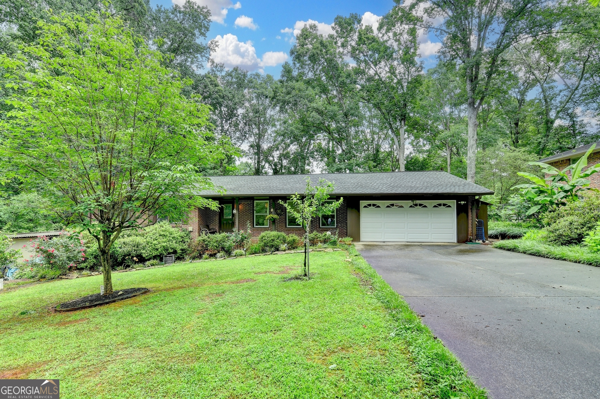 3229 Richwood Drive Property Photo 1
