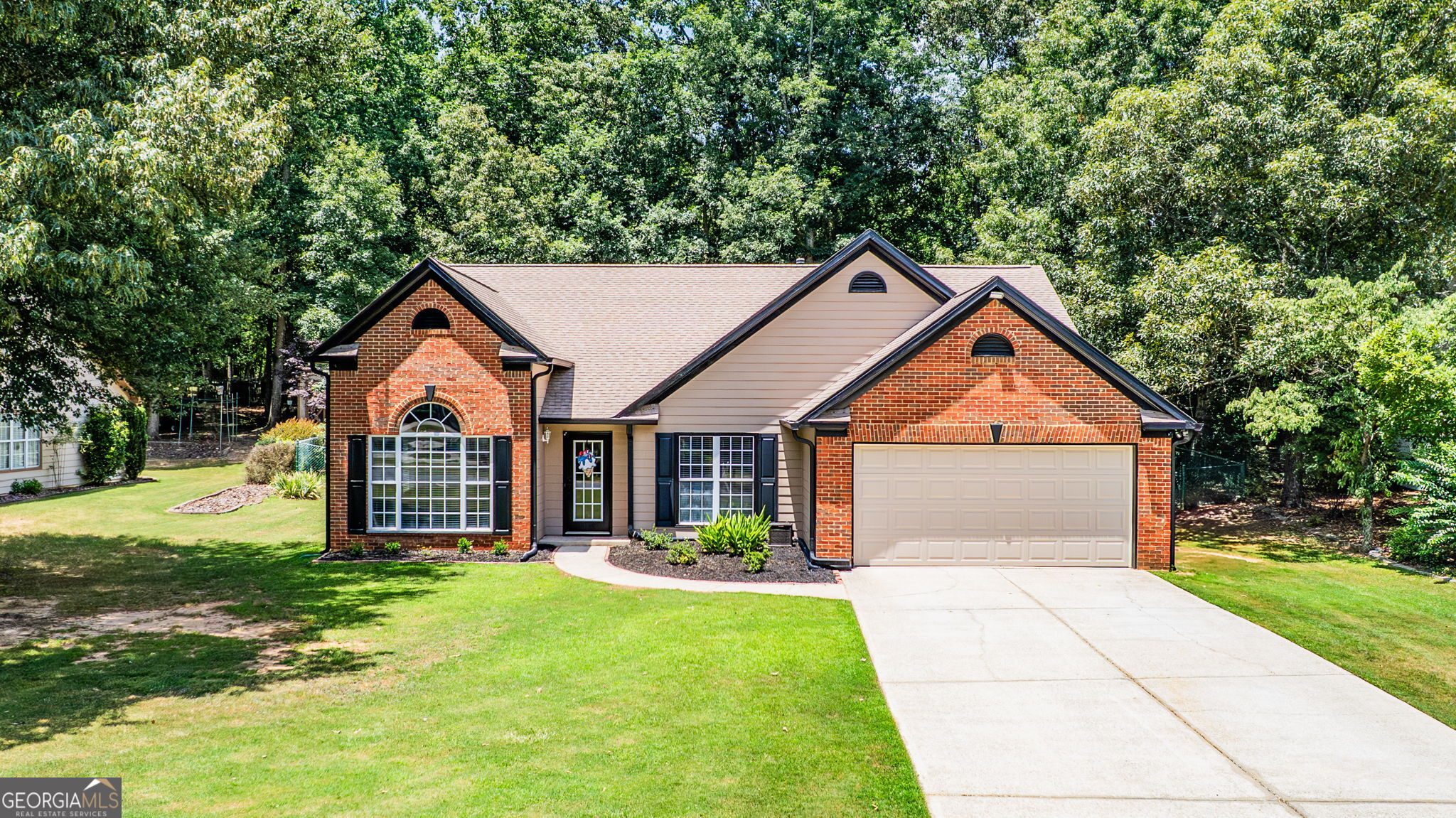 5637 Newberry Point Drive Property Photo 1