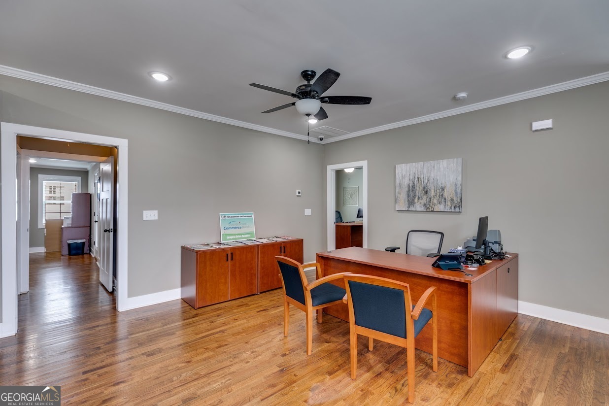107 College Street Property Photo 8