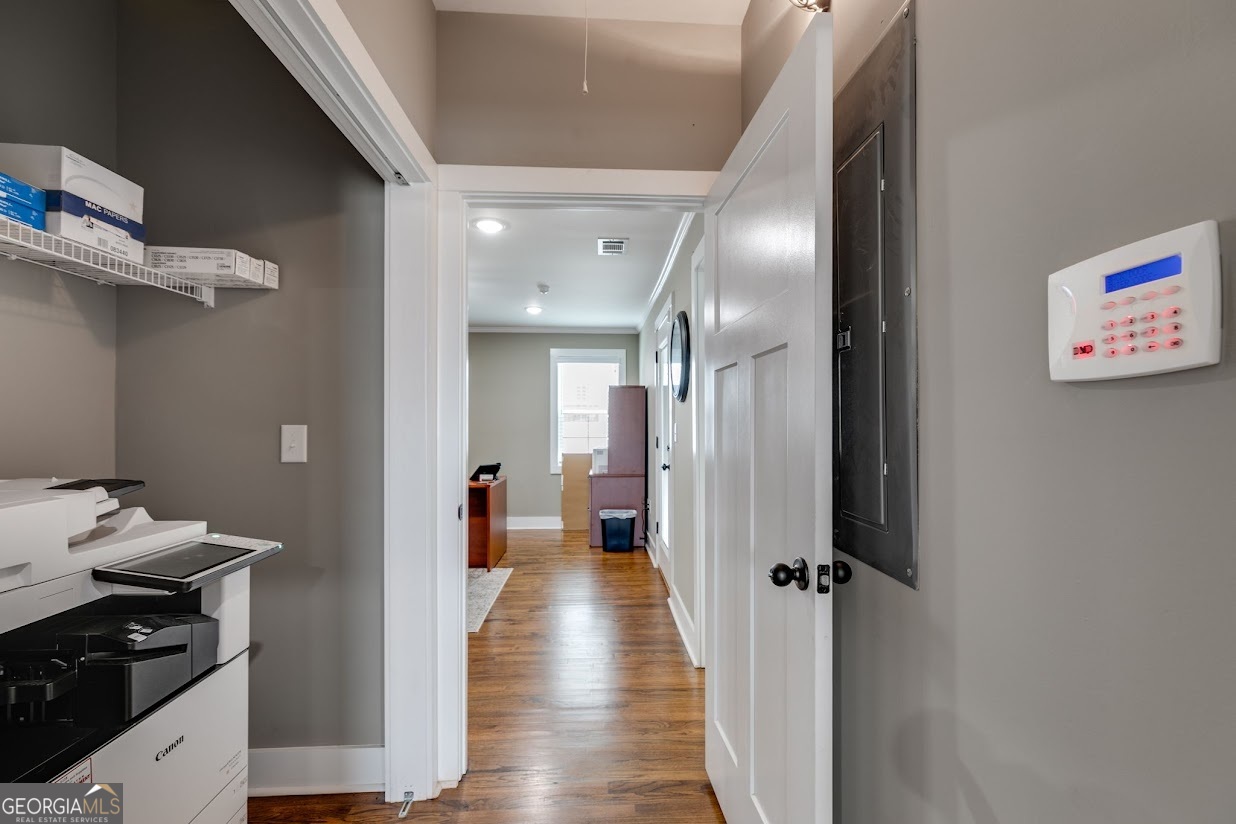 107 College Street Property Photo 22