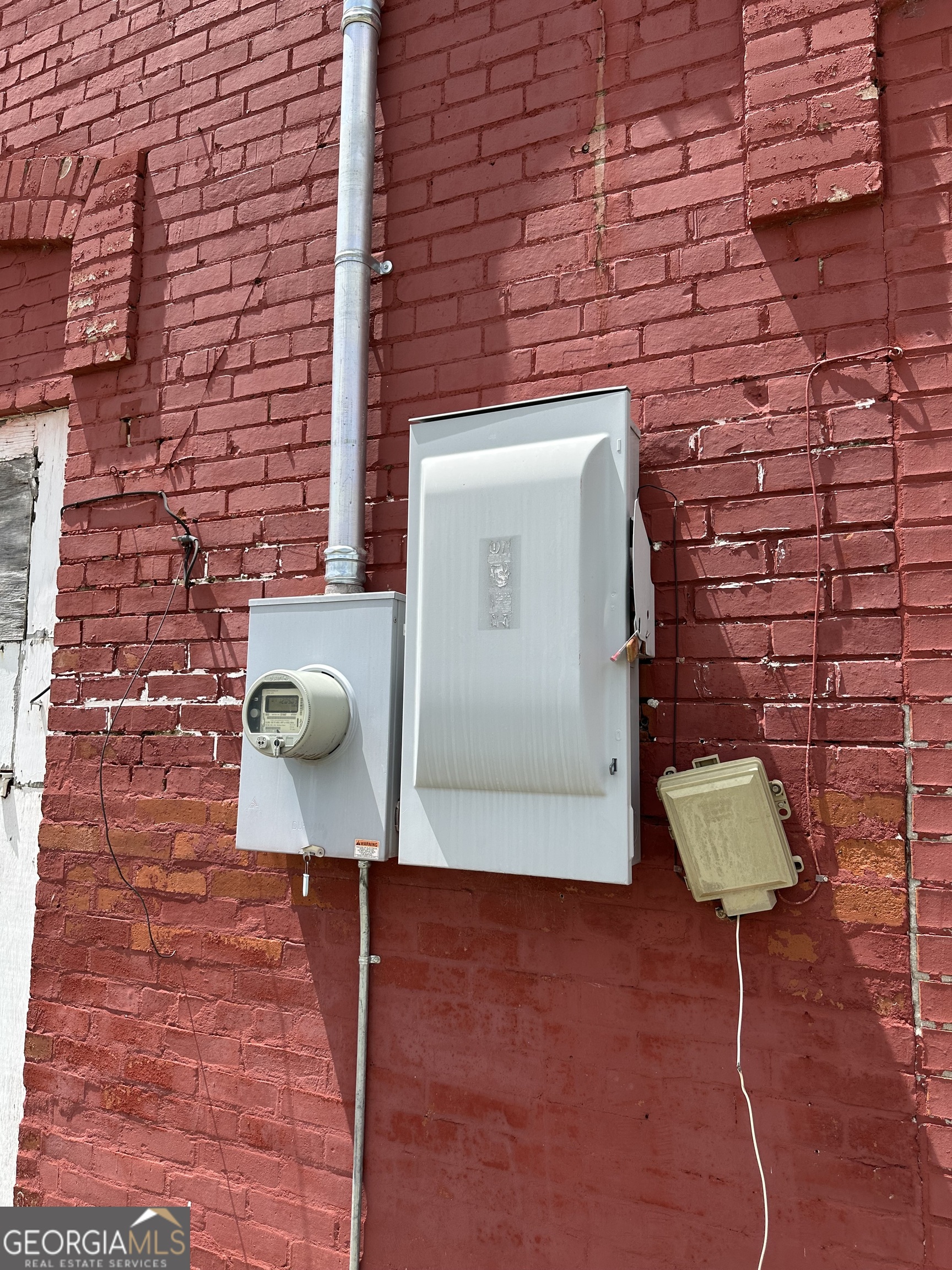 2 W Railroad Avenue Property Photo 10