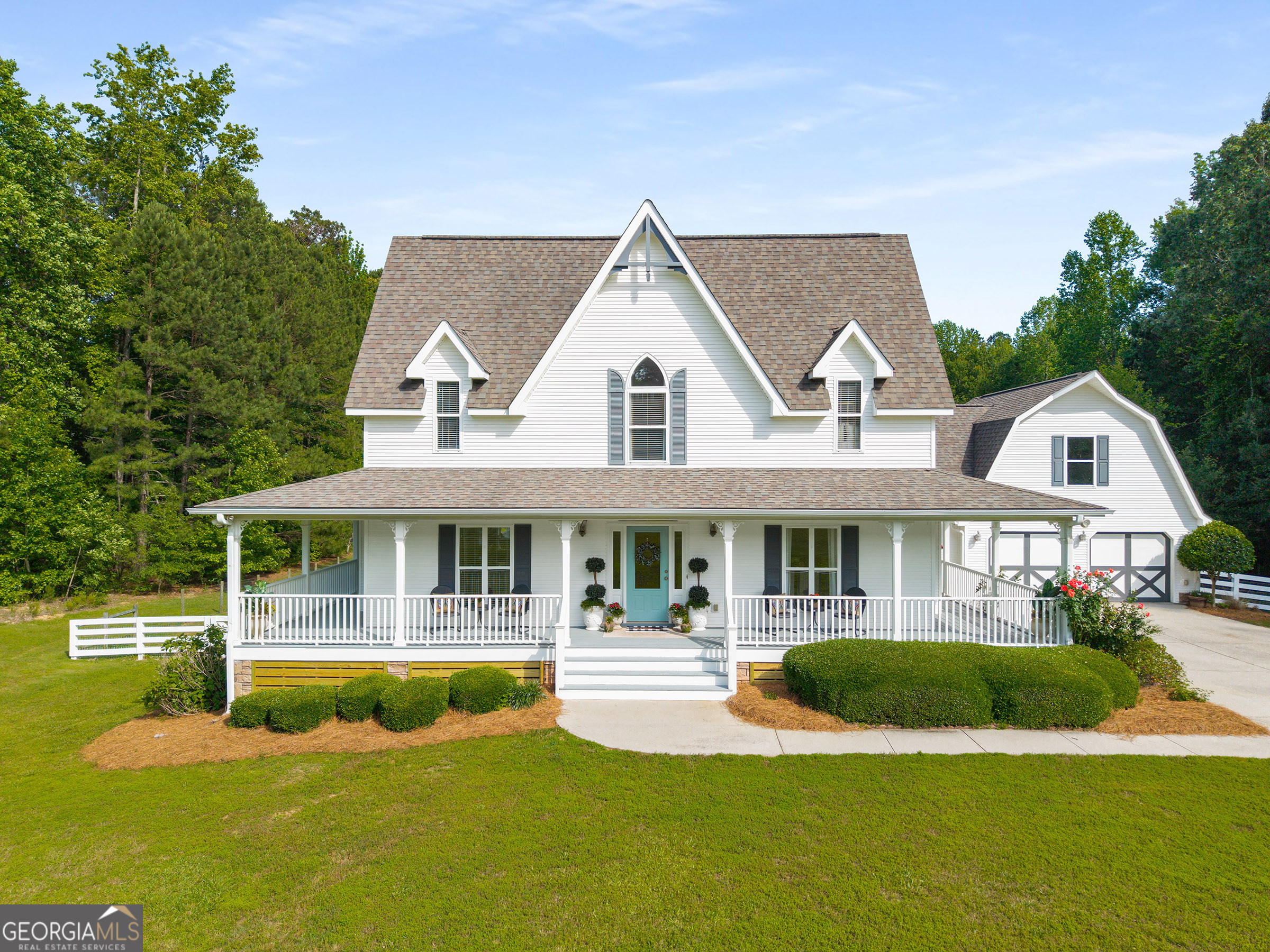 692 Brooks Woolsey Road Property Photo 1