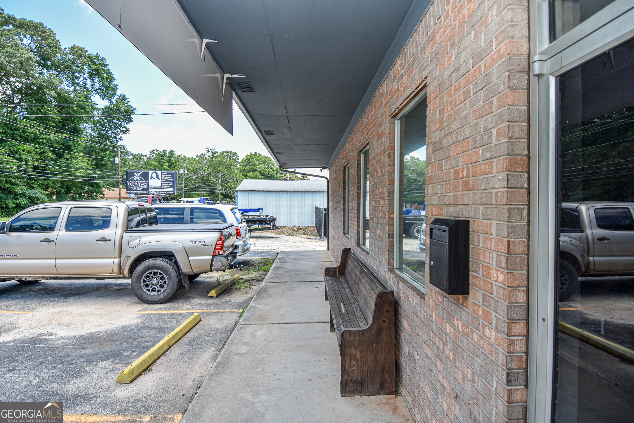 1348 Meriwether Street Property Photo 3