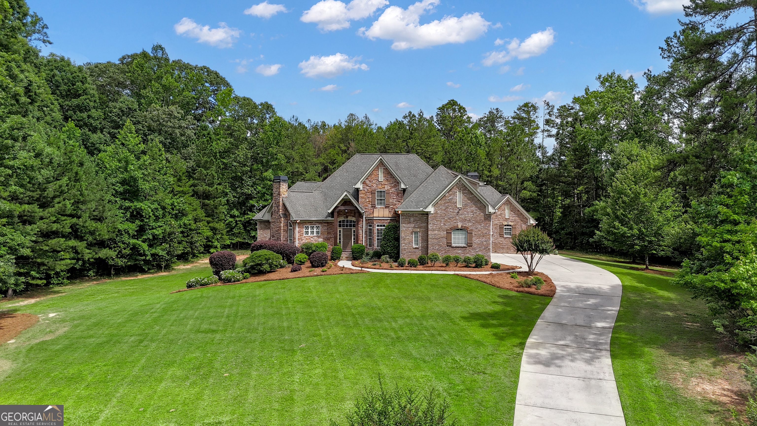 185 Platinum Ridge Point Property Photo 1