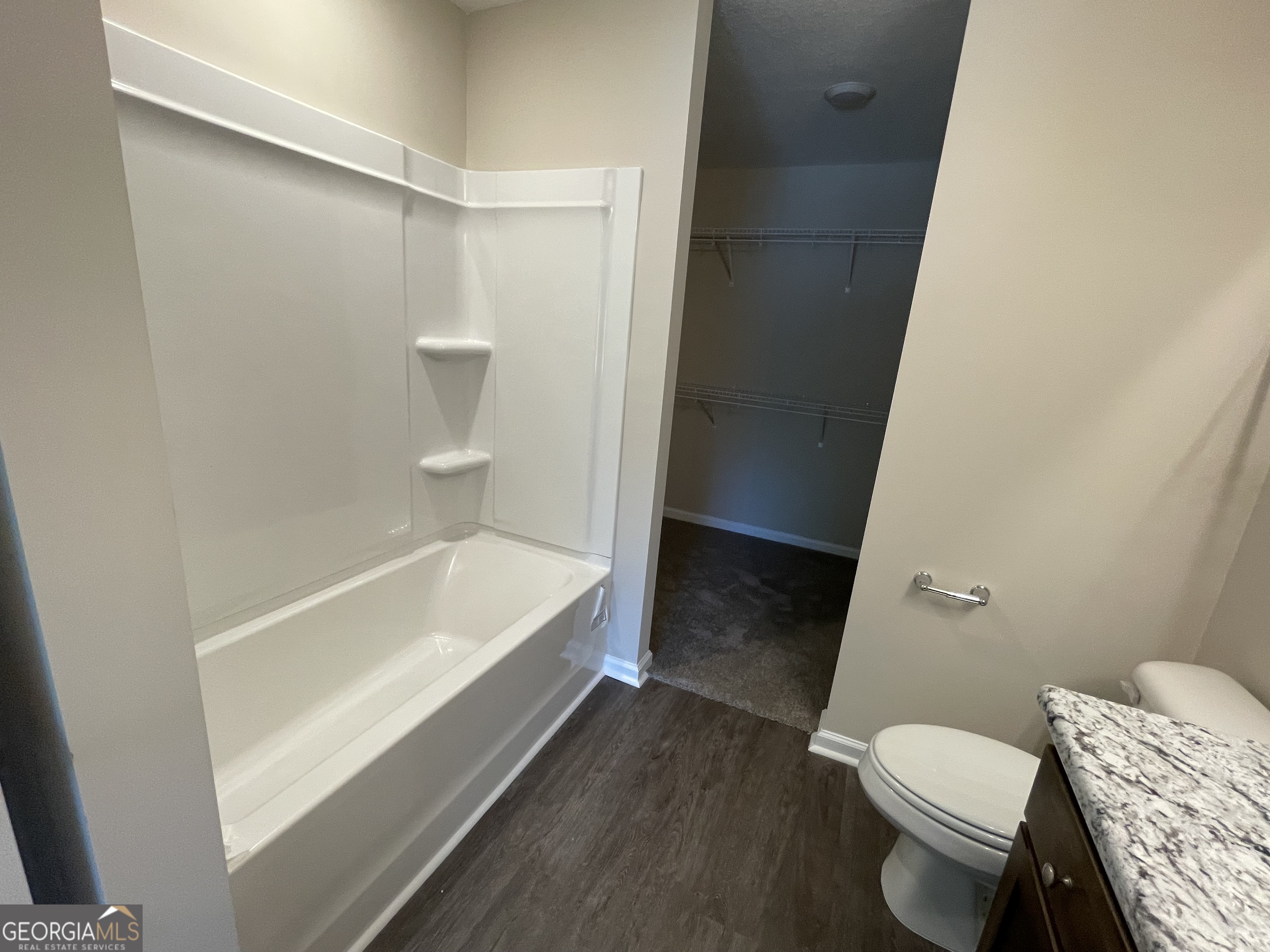 400 W Mann Street Property Photo 10