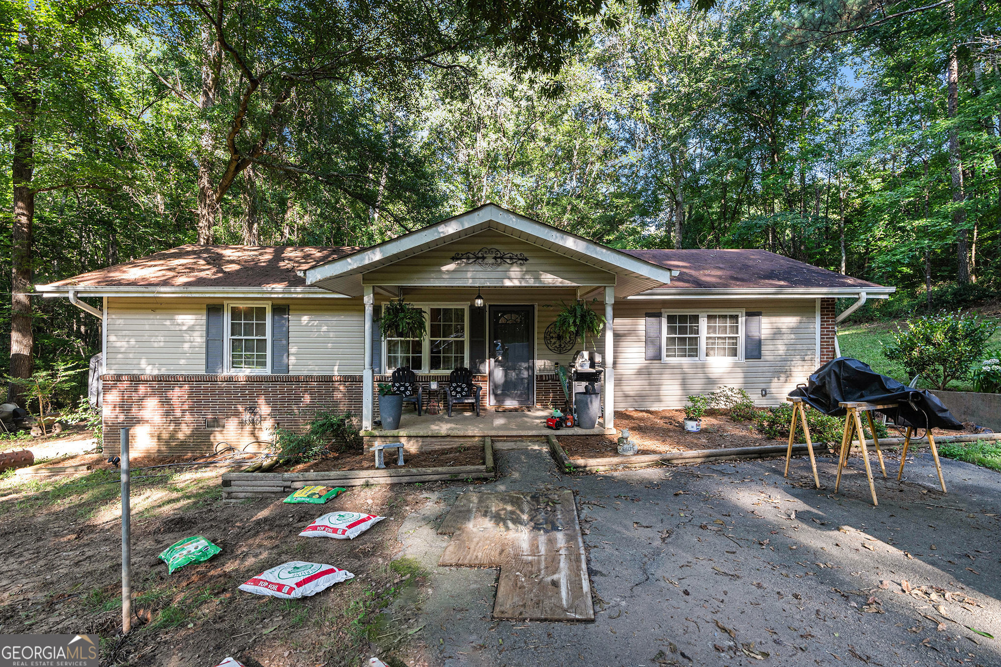 871 Lifsey Springs Road Property Photo 1