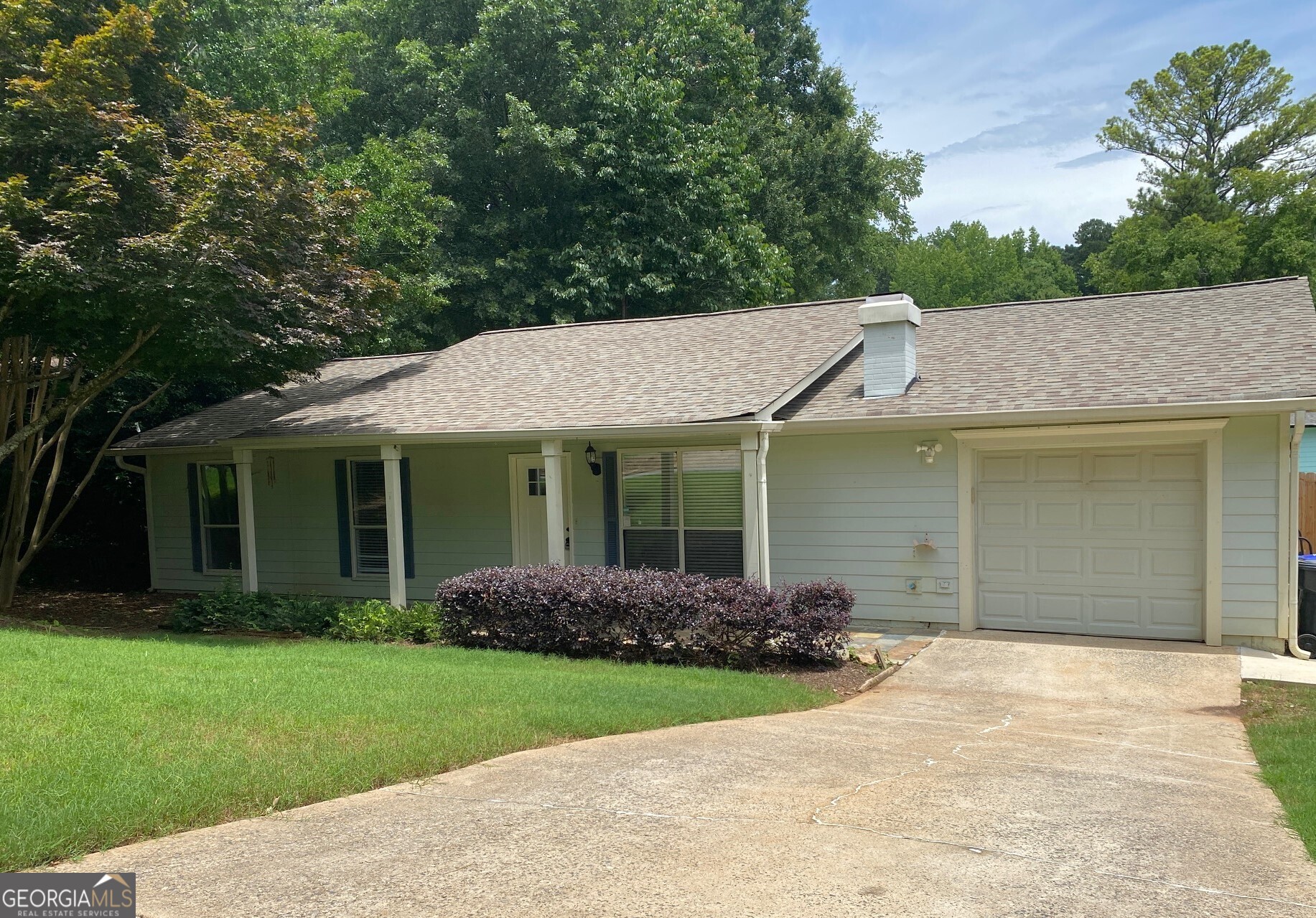 1150 Terramont Drive Property Photo 1