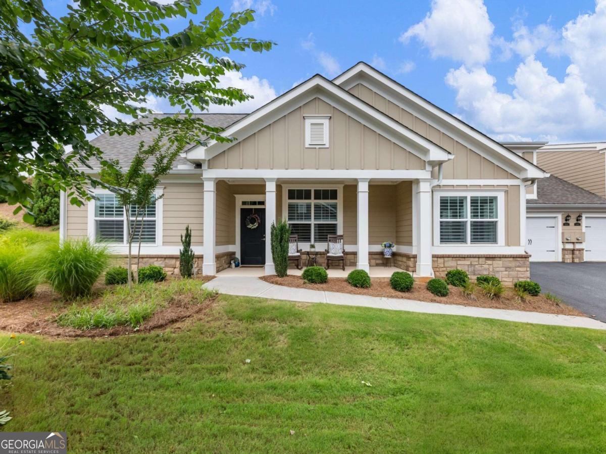 1802 Lexington Green Pines Property Photo 1