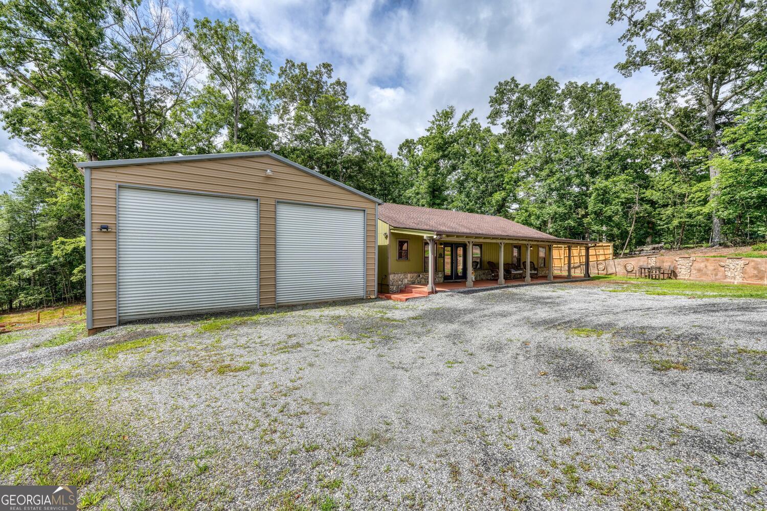 1529 Cedar View Property Photo 7