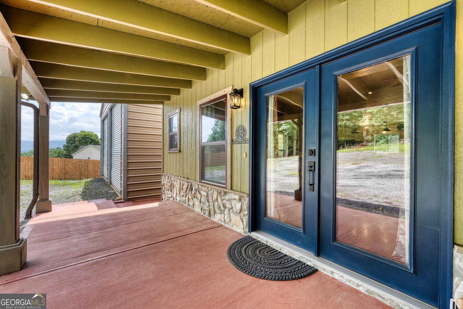 1529 Cedar View Property Photo 9