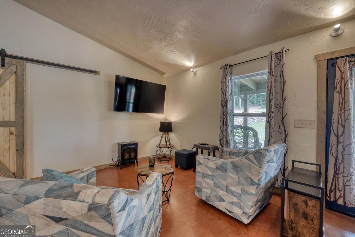 1529 Cedar View Property Photo 10