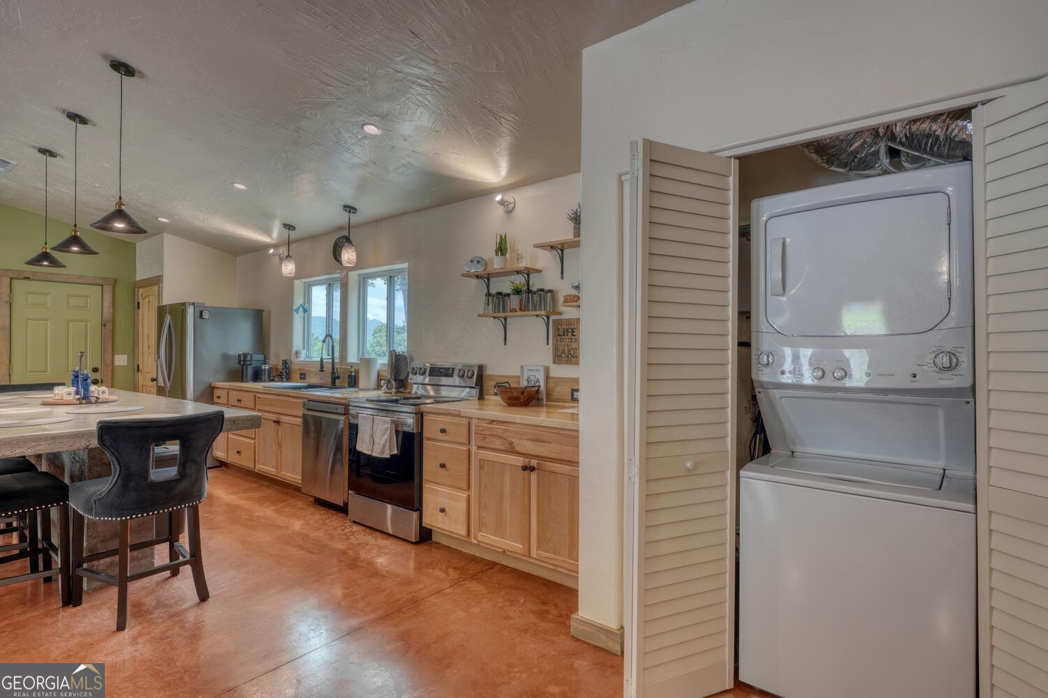 1529 Cedar View Property Photo 19