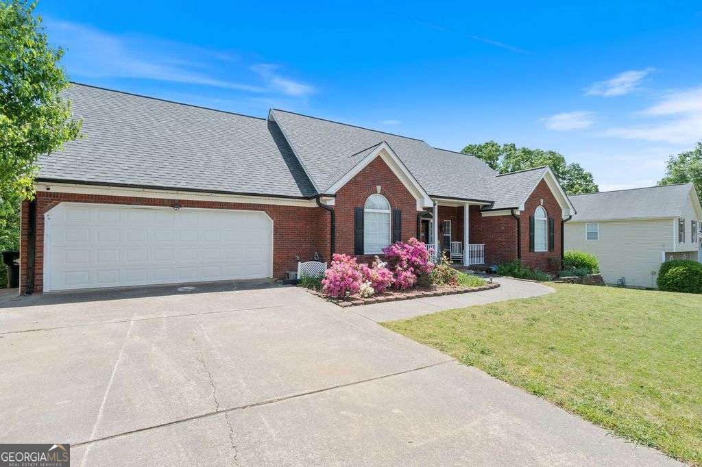 20 Friendship Road Property Photo 1