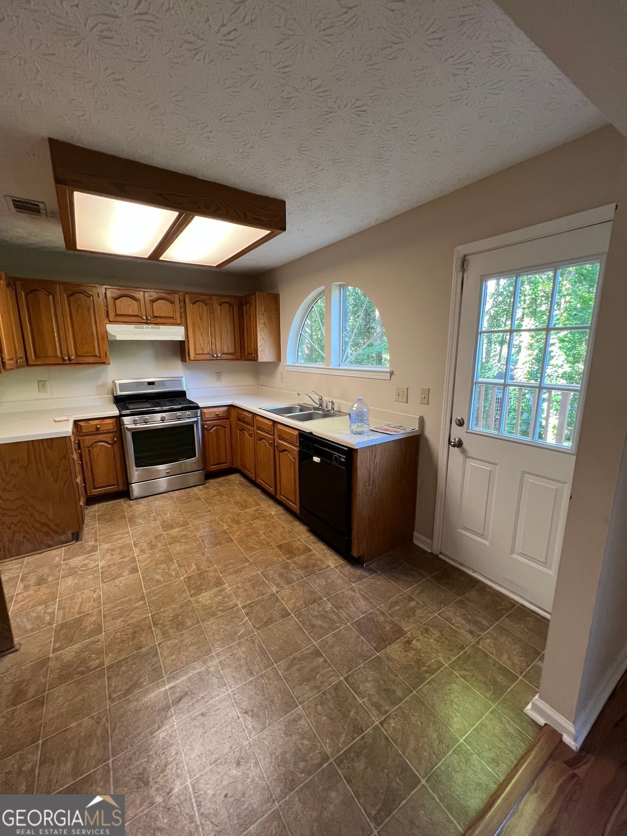 4519 High Grove Property Photo 10